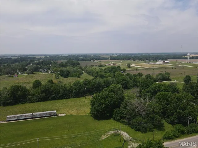 $1,200,000 | 1007 North Brown Street, La Plata, MO 63549