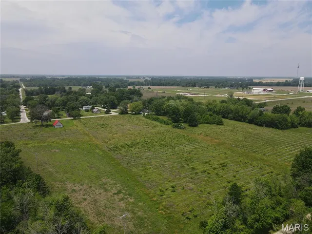 $1,200,000 | 1007 North Brown Street, La Plata, MO 63549