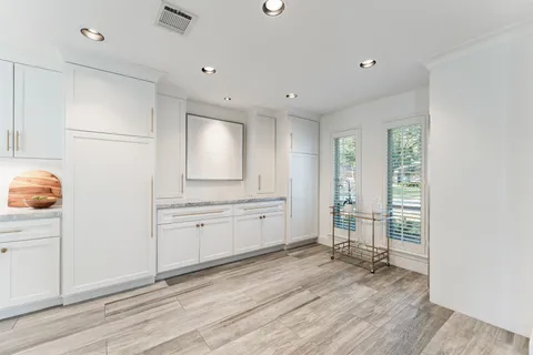 $684,500 | 10703 Deerwood Road, Houston, TX 77042