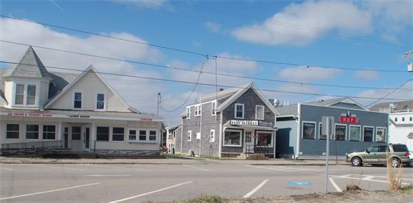 151 Arnold Road Marshfield, MA 02050 - Photo 8 of 15 Gallery Image 8
