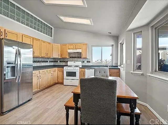 $460,000 | 13510 East Ave W 11, Pearblossom, CA 93553