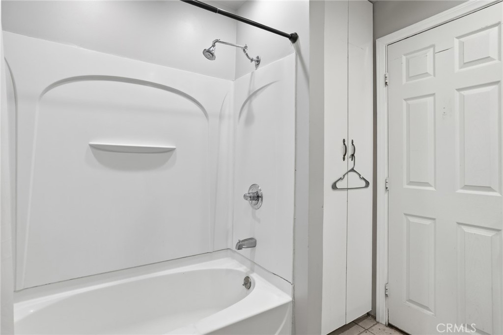 243 East Blaine Street Riverside, CA 92507 - Photo 14 of 17