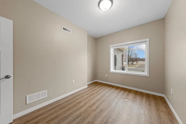 $320,000 | 501 Ford Street, Northfield, MN 55057