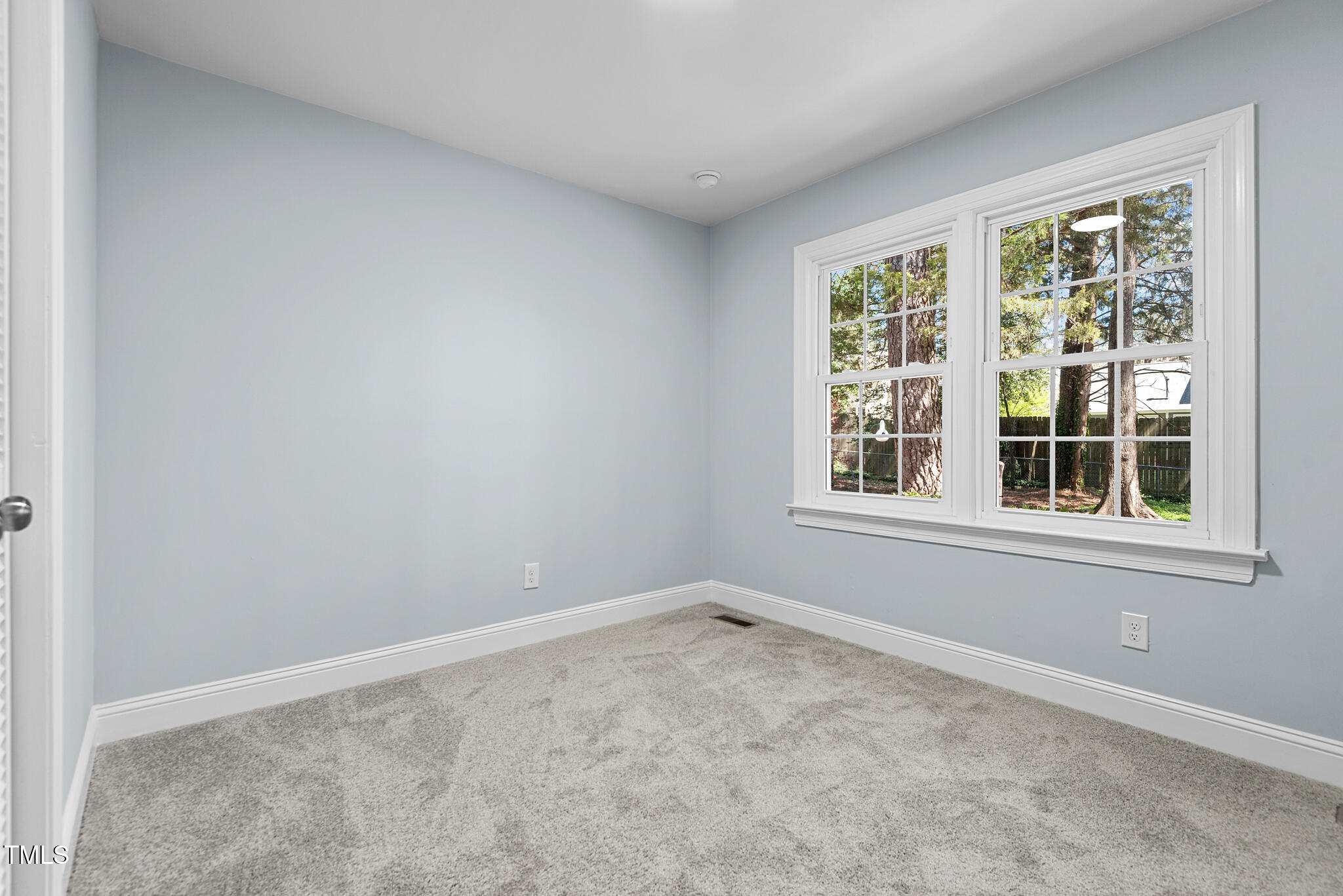 5812 Timber Ridge Drive Raleigh, NC 27609 - Photo 29 of 38