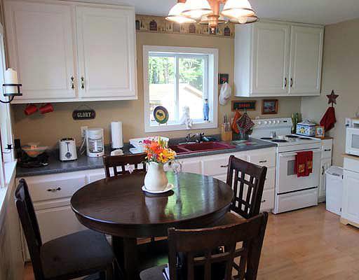 389 Boulder Road Danforth, ME 04424 - Photo 17 of 35 Kitchen.