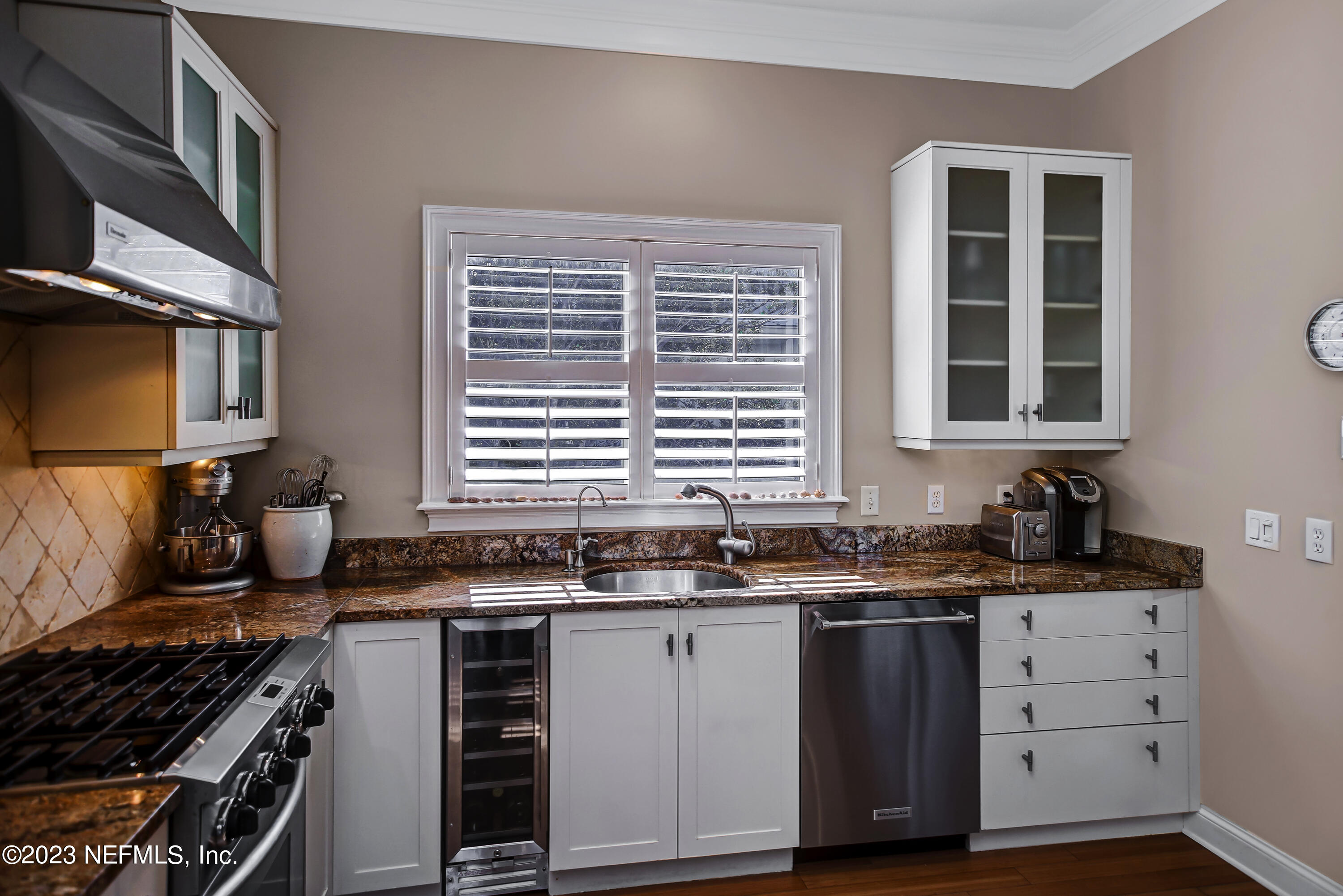 249 Gull Circle Ponte Vedra Beach, FL 32082 - Photo 13 of 40 Wine Fridge