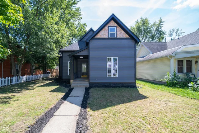 $245,000 | 817 West 5th Street, Anderson, IN 46016