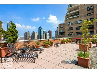 235 East 87th Street, Unit 10K Manhattan, NY 10128 - Photo 10 of 13