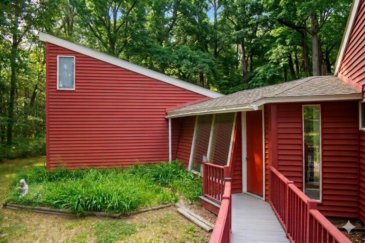 3800 Forest Road Oscoda, MI 48750 - Photo 2 of 46