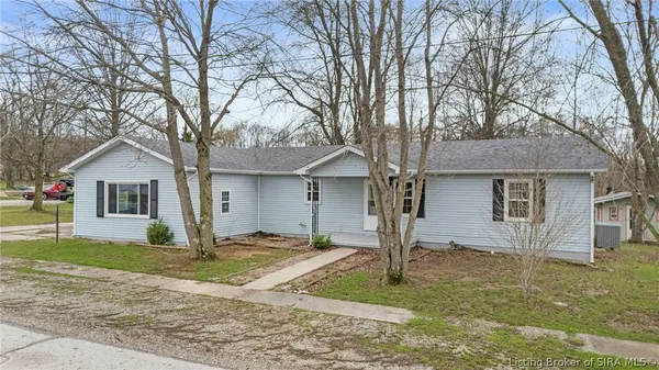 $219,900 | 14218 Mulberry Street, Deputy, IN 47230