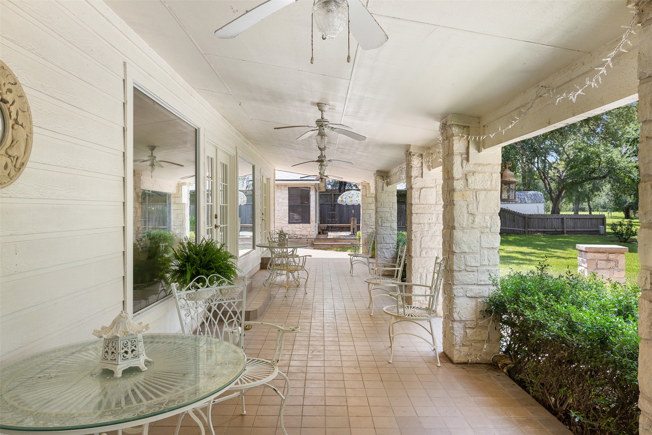 1102 North Ave F Elgin, TX 78621 - Photo 9 of 40