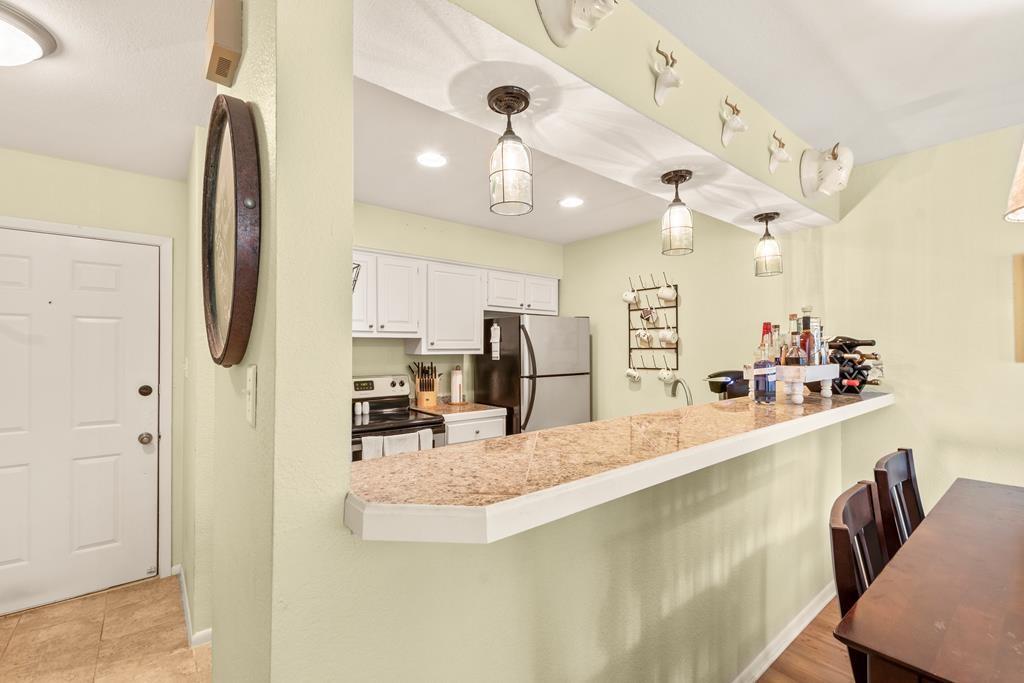 160 Peninsula Point Terrace Mabank, TX 75156 - Photo 11 of 29