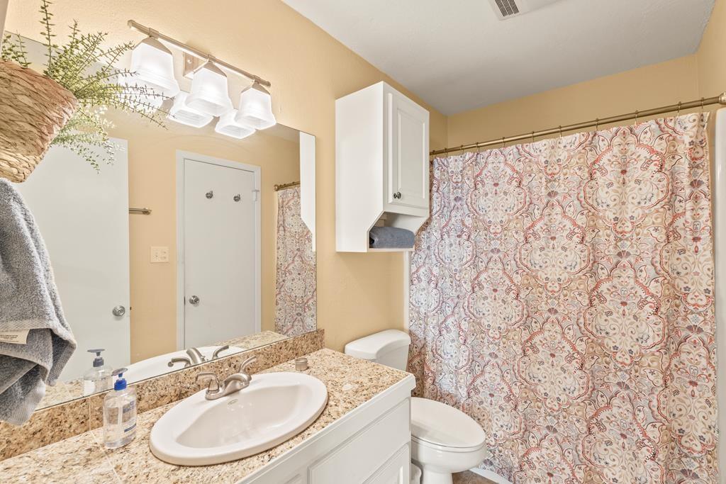 160 Peninsula Point Terrace Mabank, TX 75156 - Photo 16 of 29