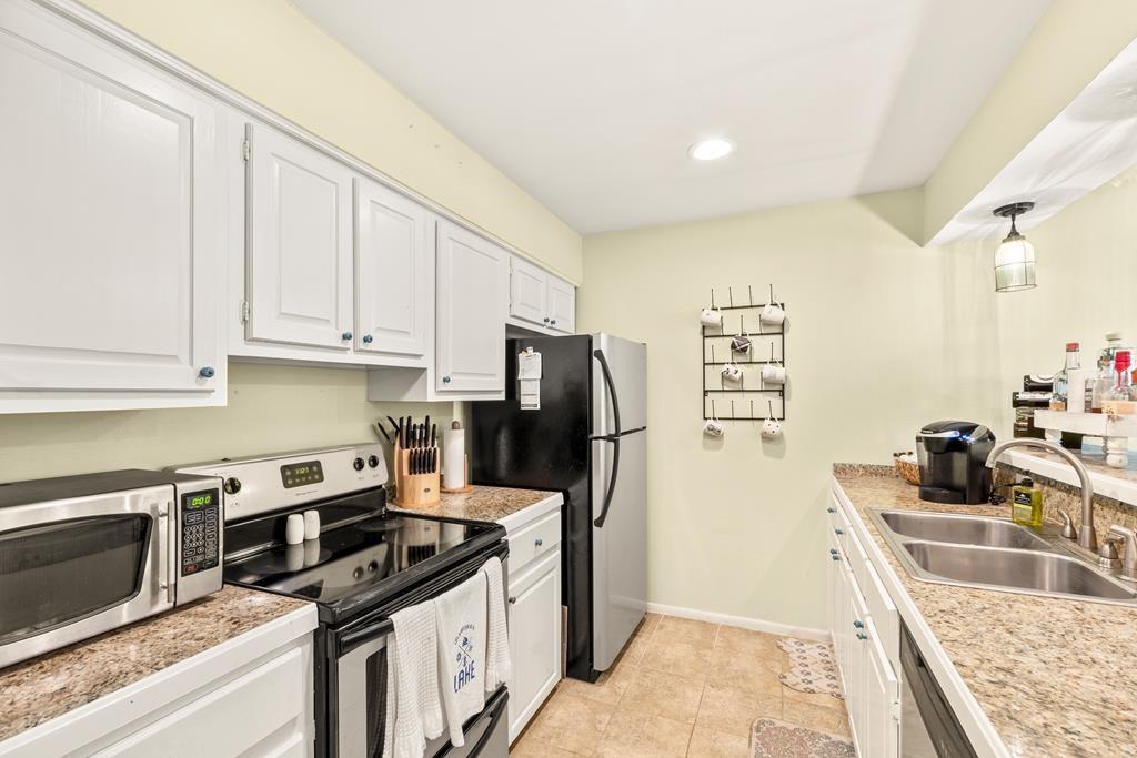 160 Peninsula Point Terrace Mabank, TX 75156 - Photo 10 of 29