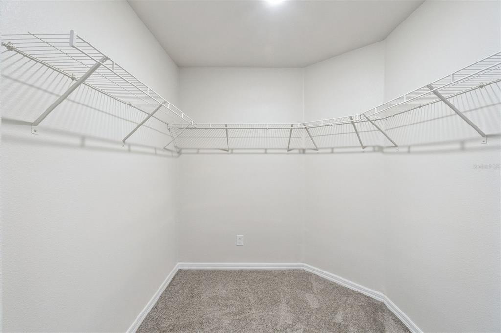 1729 Canaan Loop Dundee, FL 33838 - Photo 17 of 33 a view of a room