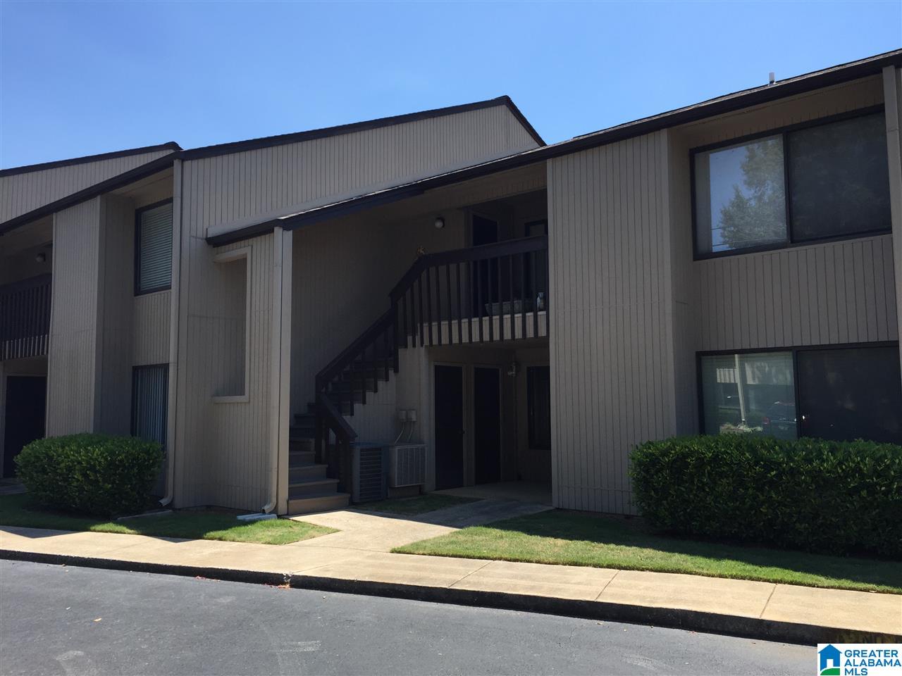 205 Paradise Isle, Unit 205 Riverside, AL 35135 - Photo 3 of 20