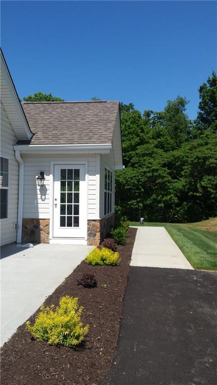 360 Saddlebrook Road, Unit 22A Gibsonia, PA 15044 - Photo 3 of 4 Gallery Image 3