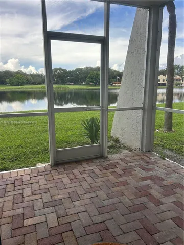 a view of a yard with porch