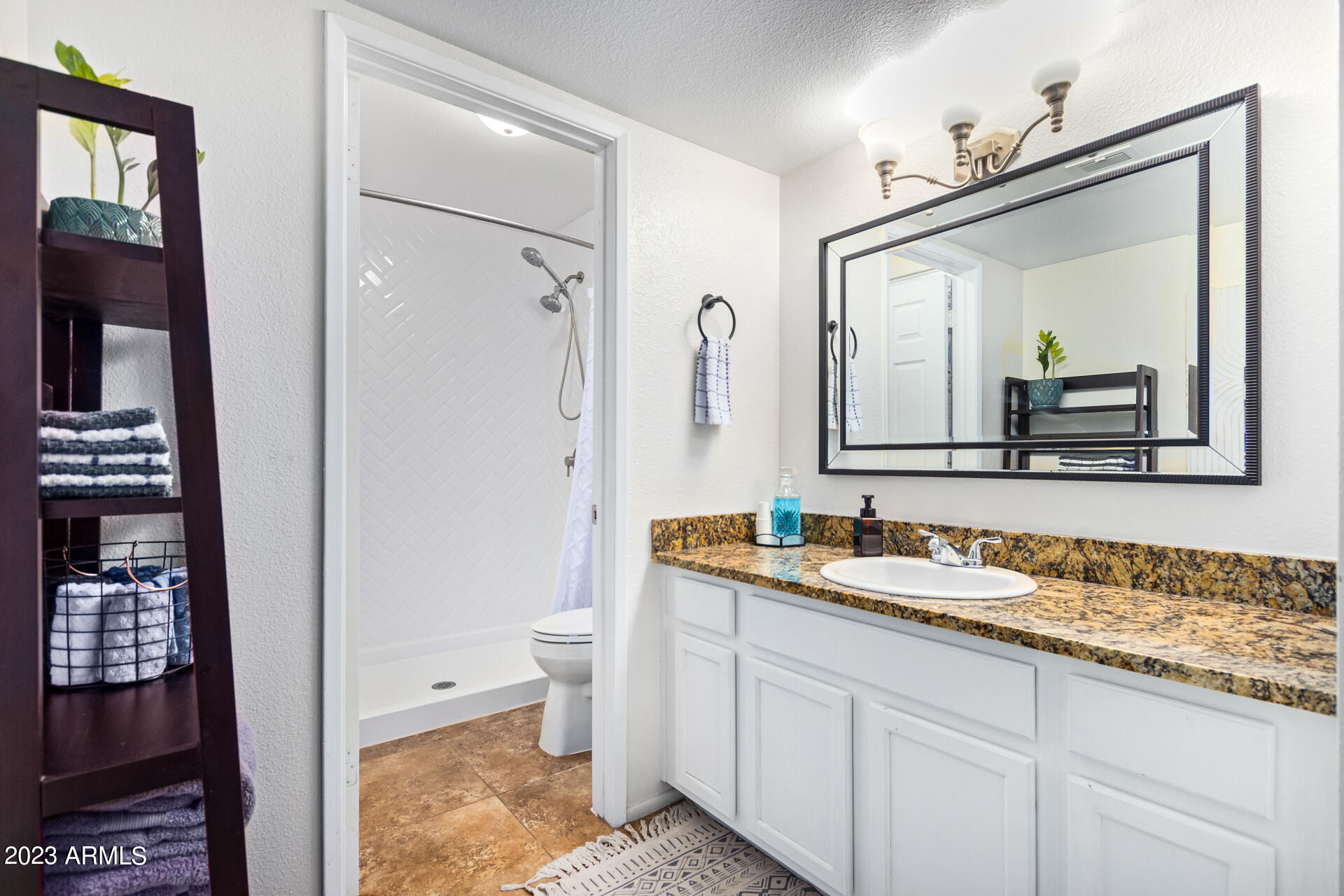 2637 East Libby Street Phoenix, AZ 85032 - Photo 18 of 26 21 - Libby