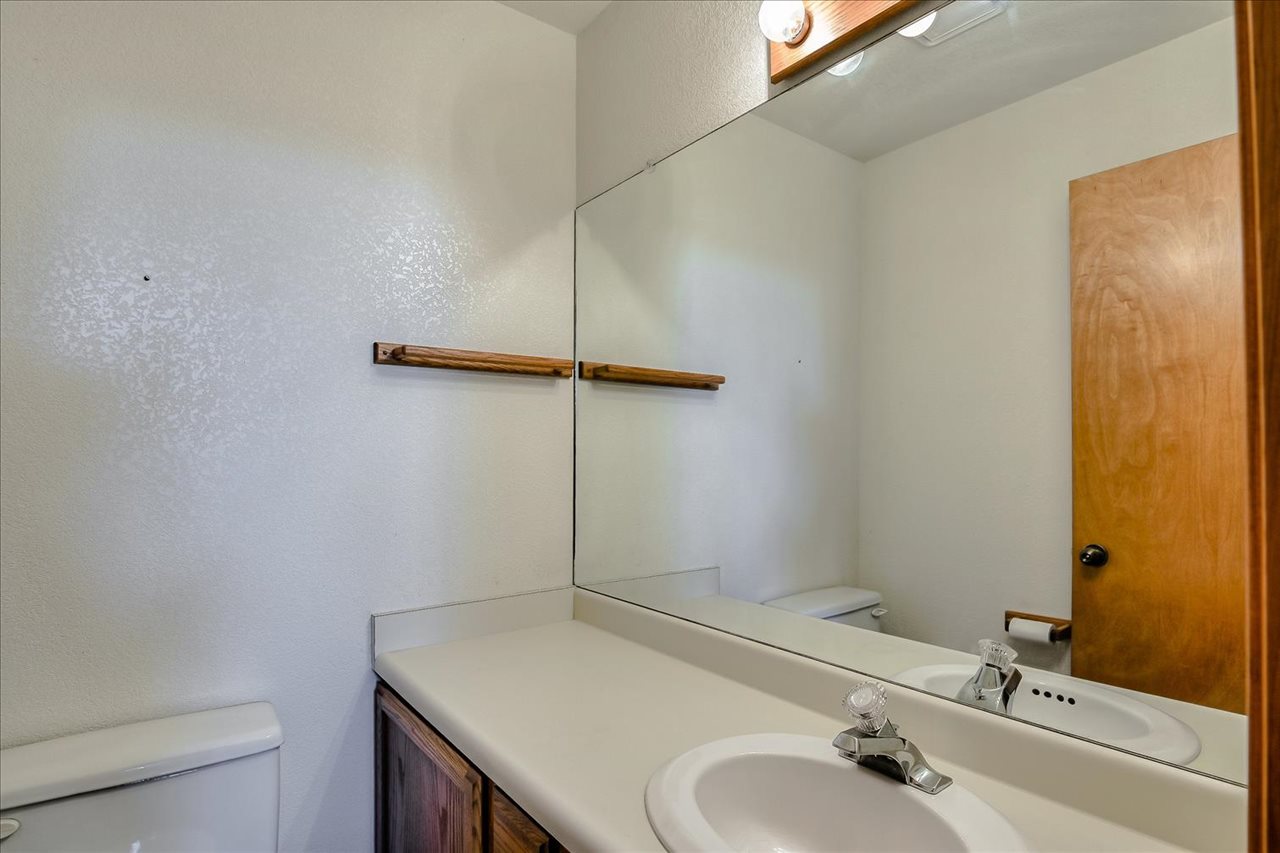 11675 Bennett Flat Road Truckee, CA 96161 - Photo 15 of 19 Gallery Image 15
