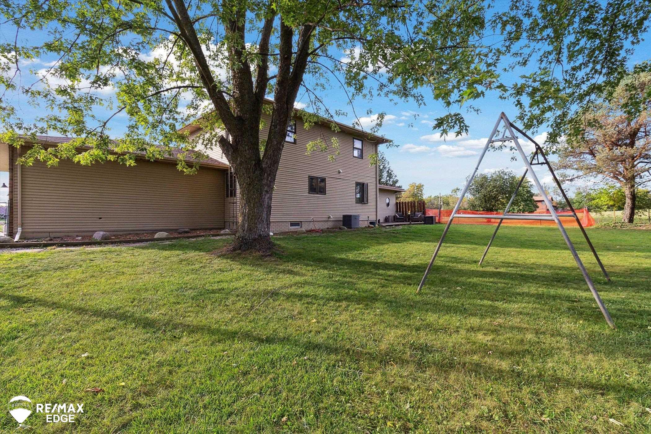 2181 South Oak Road Davison, MI 48423 - Photo 46 of 54