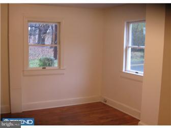 1150 King Road West Chester, PA 19380 - Photo 5 of 11 Living Room