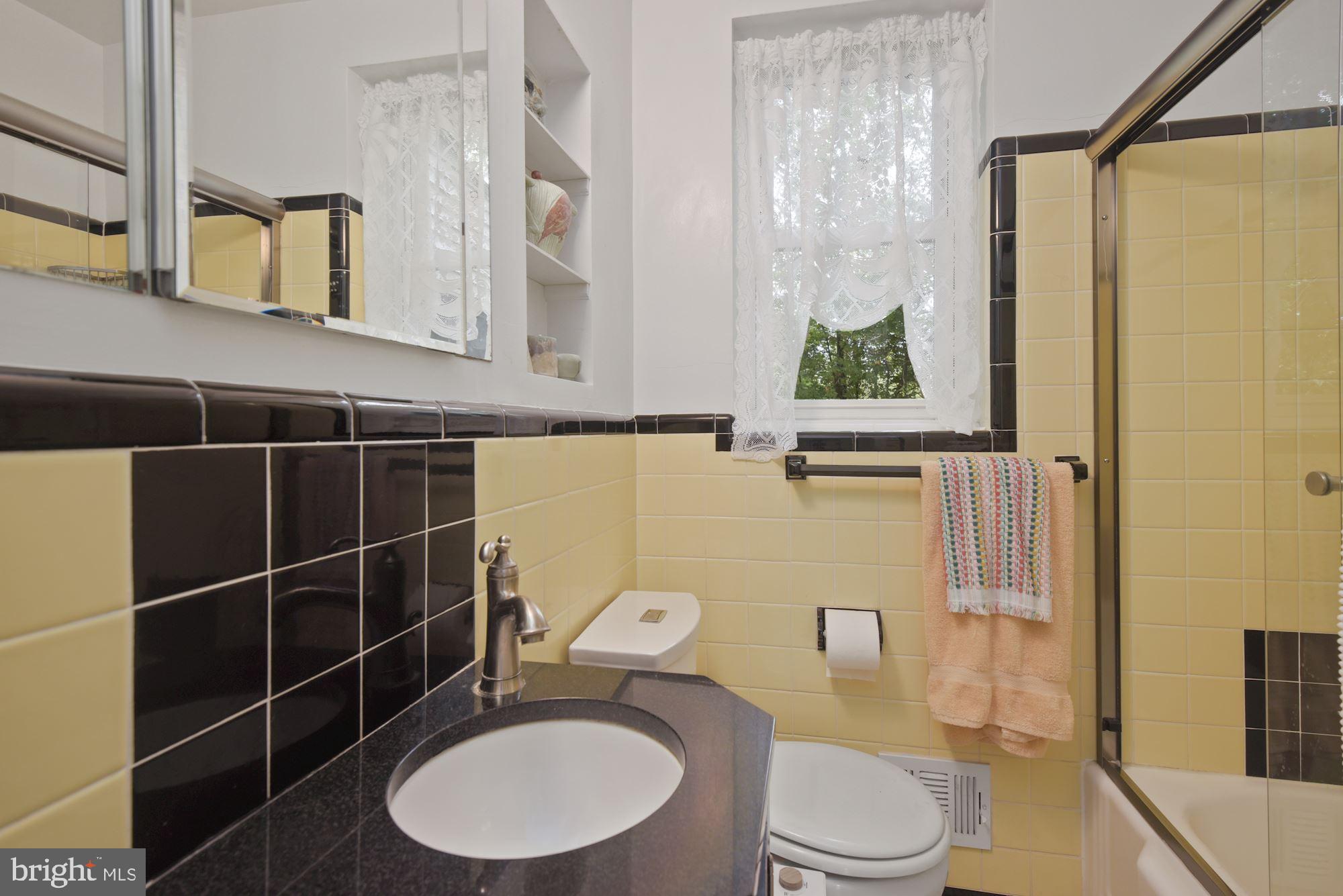 417 St Lawrence Drive Silver Spring, MD 20901 - Photo 11 of 29 First Floor Bath