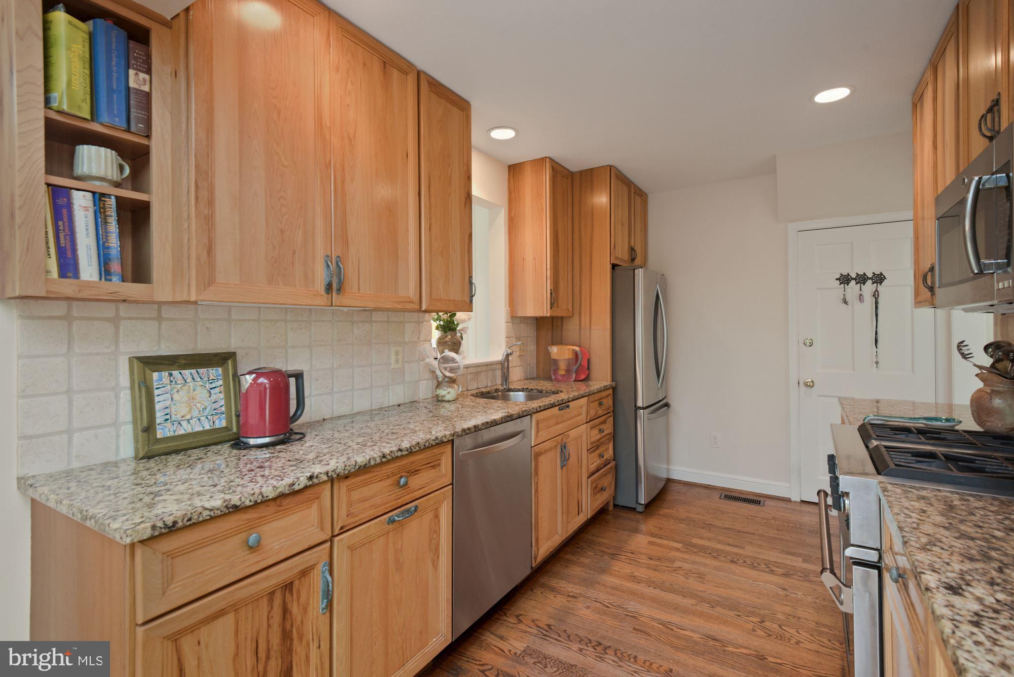 417 St Lawrence Drive Silver Spring, MD 20901 - Photo 13 of 29