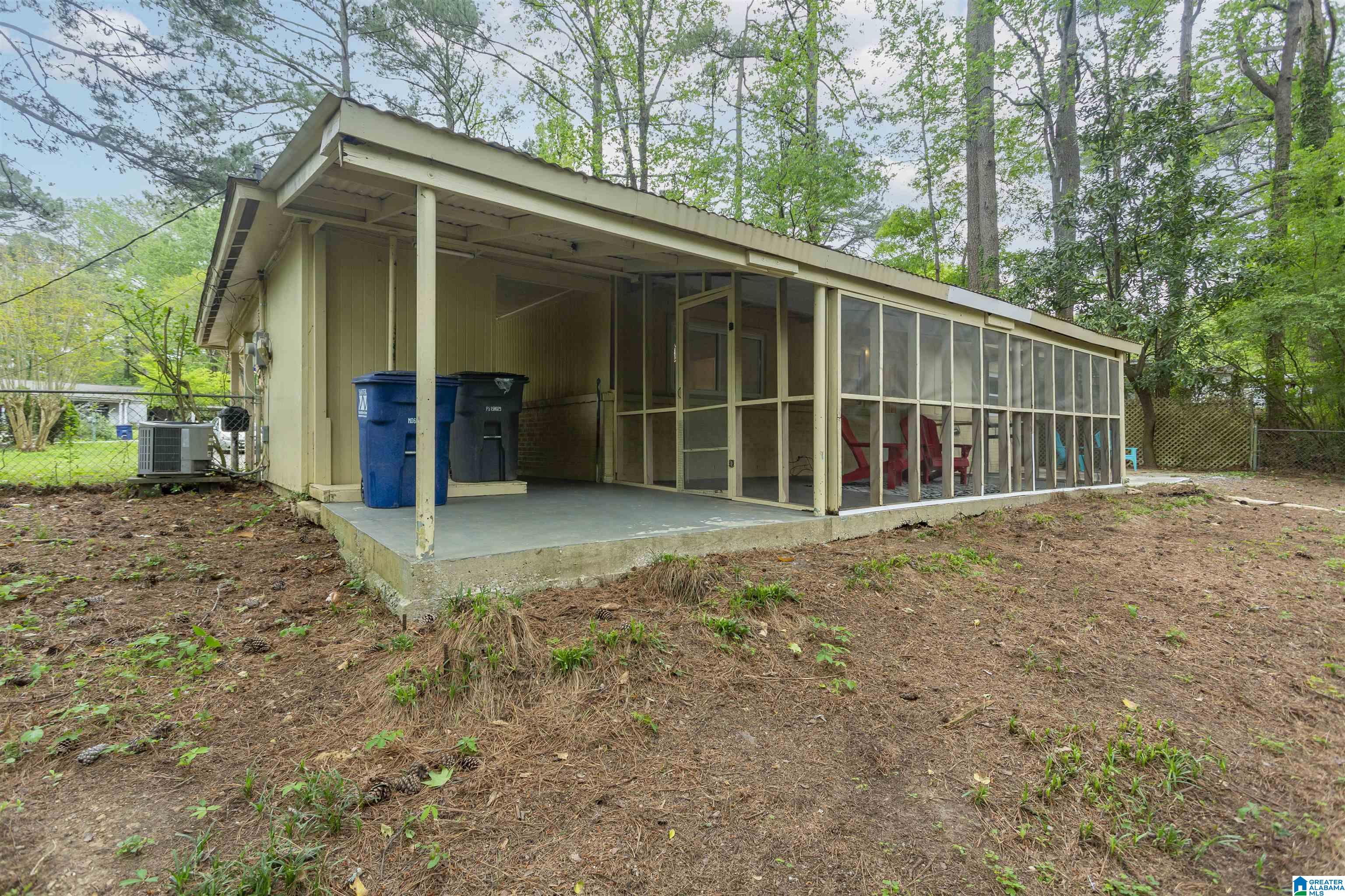 2140 Kelly Lane Birmingham, AL 35216 - Photo 30 of 37