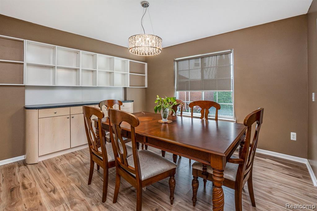 5061 Bradmore Road Warren, MI 48092 - Photo 4 of 17 Gallery Image 4