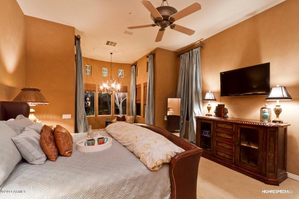9543 East Mountain Spring Road Scottsdale, AZ 85255 - Photo 25 of 35 Master Bedroom