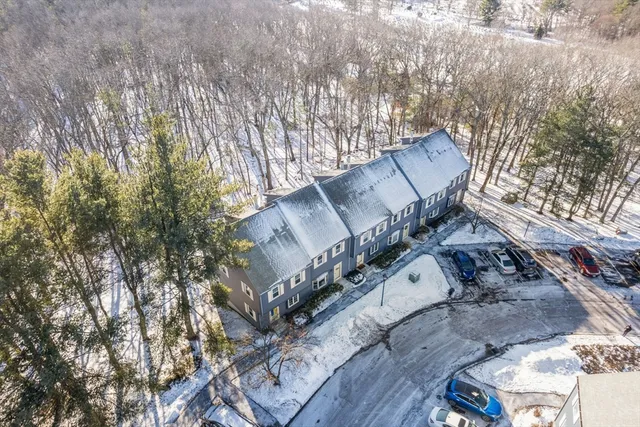 $469,900 | 9 Oak Ridge Drive, Unit 6, Maynard, MA 01754