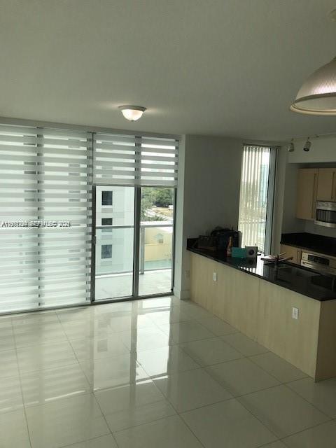 79 Southwest 12th Street, Unit 1106S Miami, FL 33130 - Photo 6 of 18