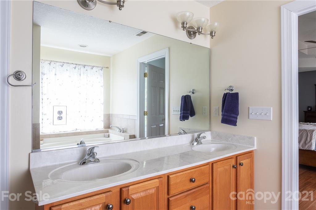 122 Christ School Road Arden, NC 28704 - Photo 18 of 23 Gallery Image 18