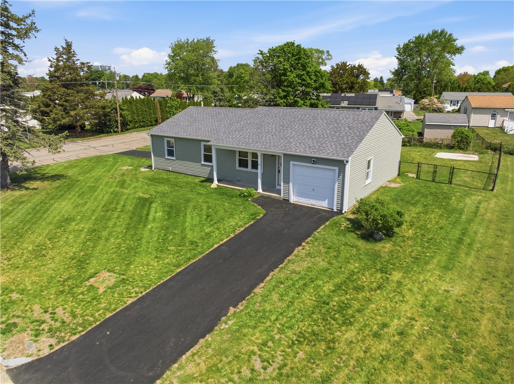 10 Wagon Wheel Lane Woonsocket, RI 02895 - Photo 3 of 50