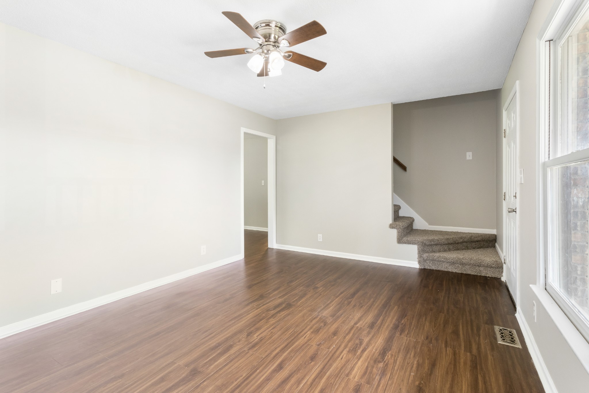 203 Quail Ridge Road Clarksville, TN 37042 - Photo 7 of 26
