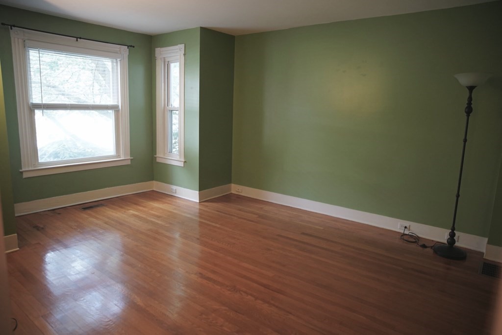 21 Lyman Road, Unit A Northampton, MA 01060 - Photo 3 of 22 Gallery Image 3