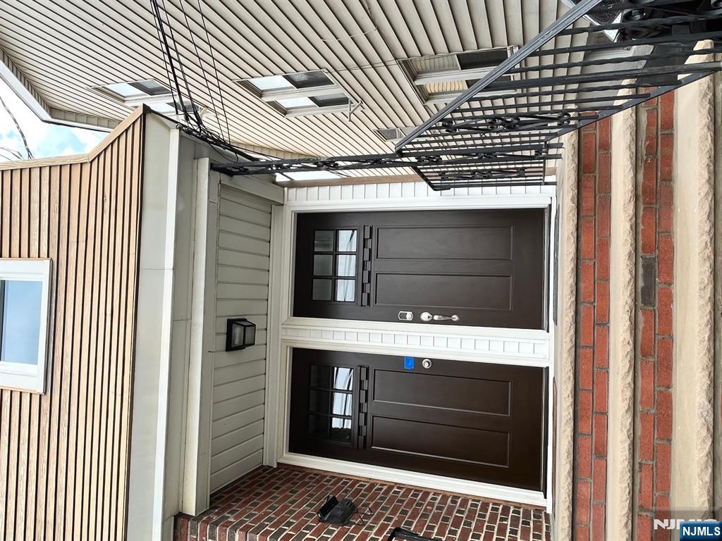 a view of entrance of the house