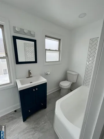 $1,750 | 120 Highland Avenue, Unit 3, Kearny, NJ 07032