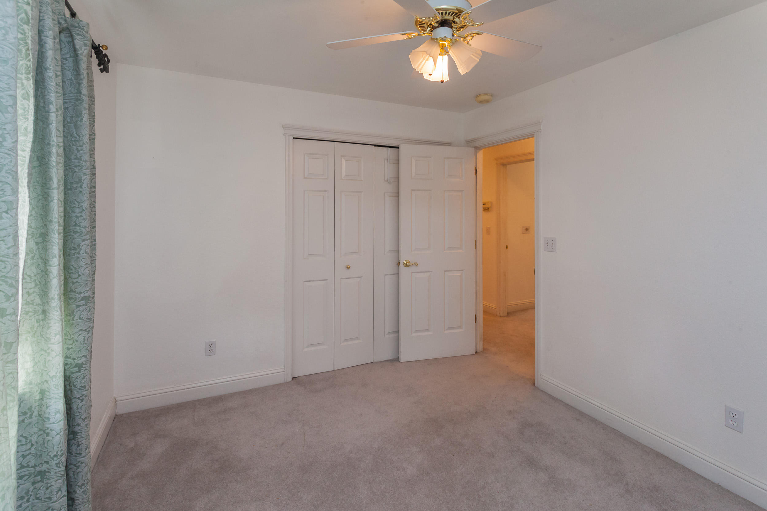 4906 Bidwell Road Redding, CA 96001 - Photo 15 of 29 Bedroom2b
