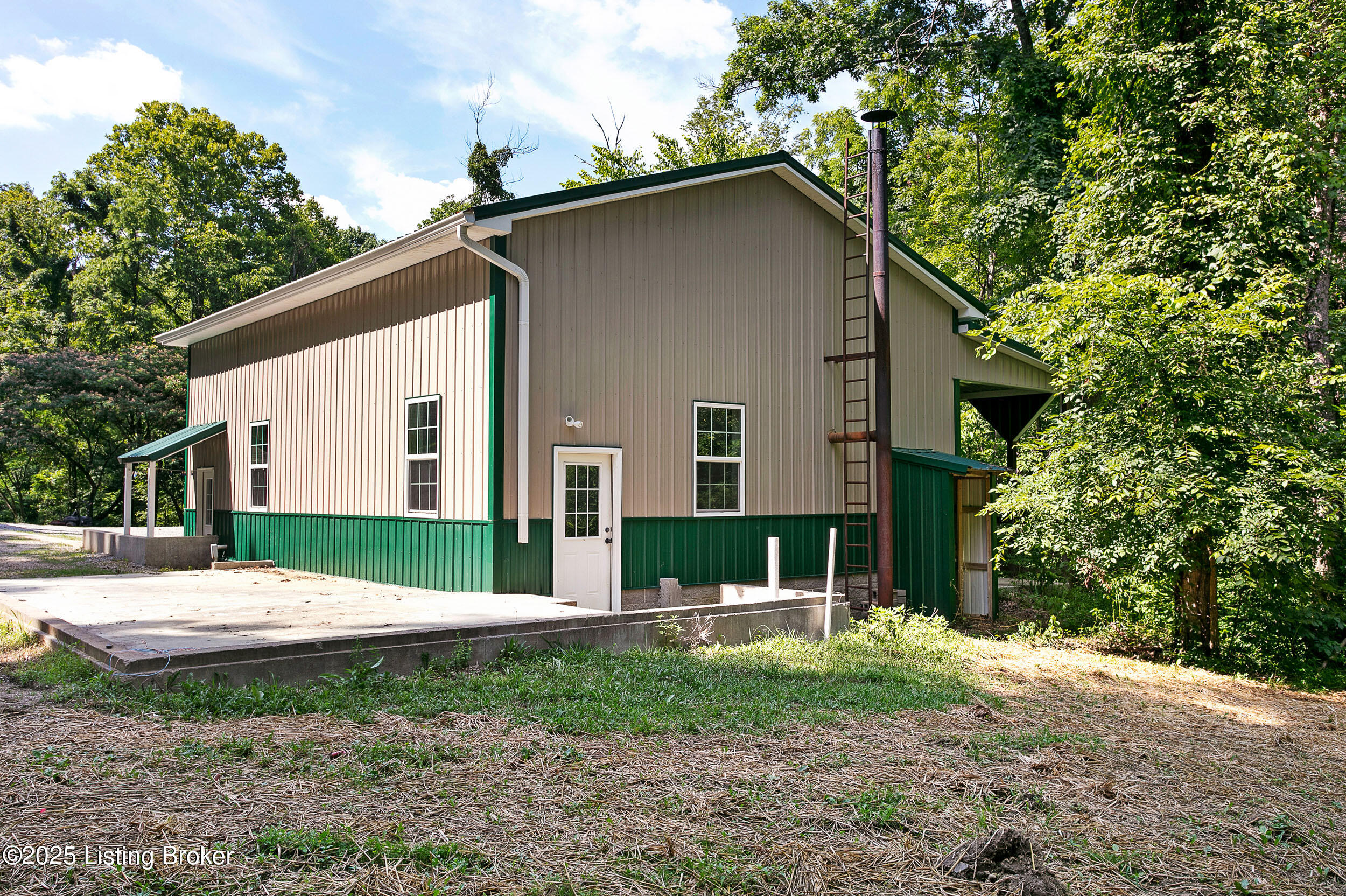 1695 Boston Road Bardstown, KY 40004 - Photo 32 of 40 1695BostonRd-12