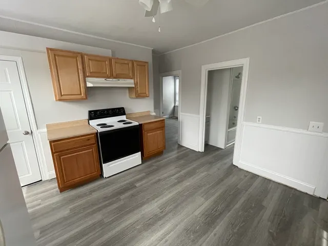 $1,700 | 318 Elm, Unit 1, North Attleboro, MA 02760