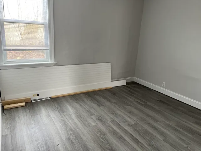 $1,700 | 318 Elm, Unit 1, North Attleboro, MA 02760