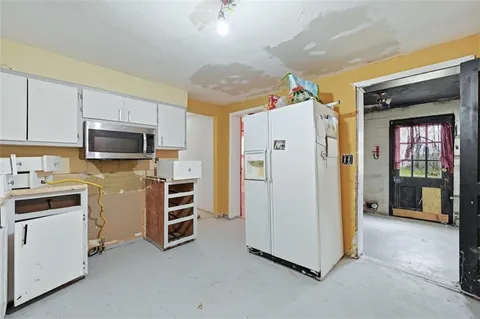 $150,000 | 96 Meanor Street, Imperial, PA 15126