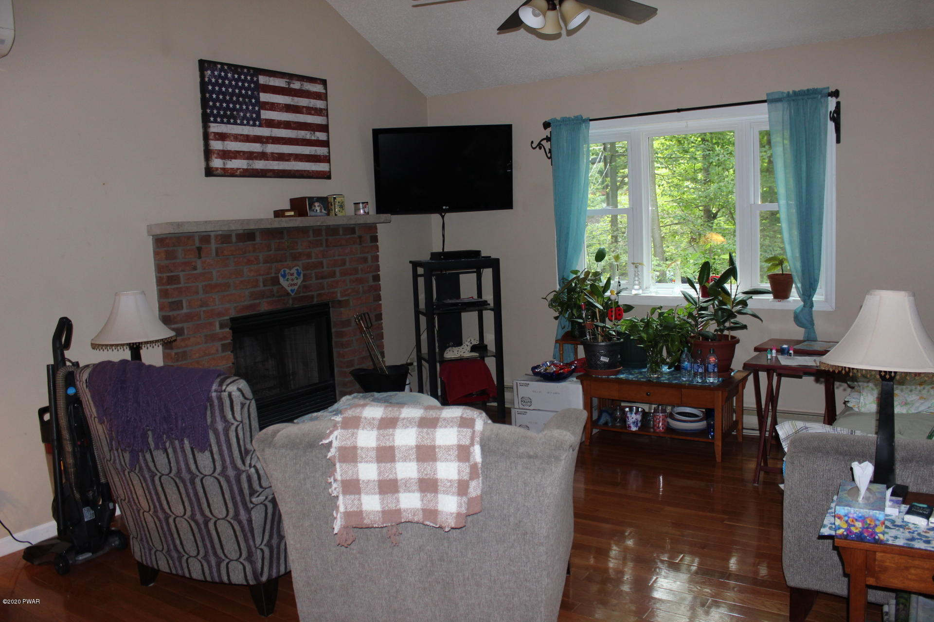 393 Northgate Road Lake Ariel, PA 18436 - Photo 2 of 28