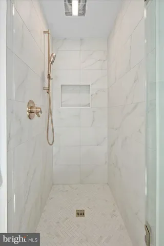 $7,500 | 911 North Irving Street, Arlington, VA 22201