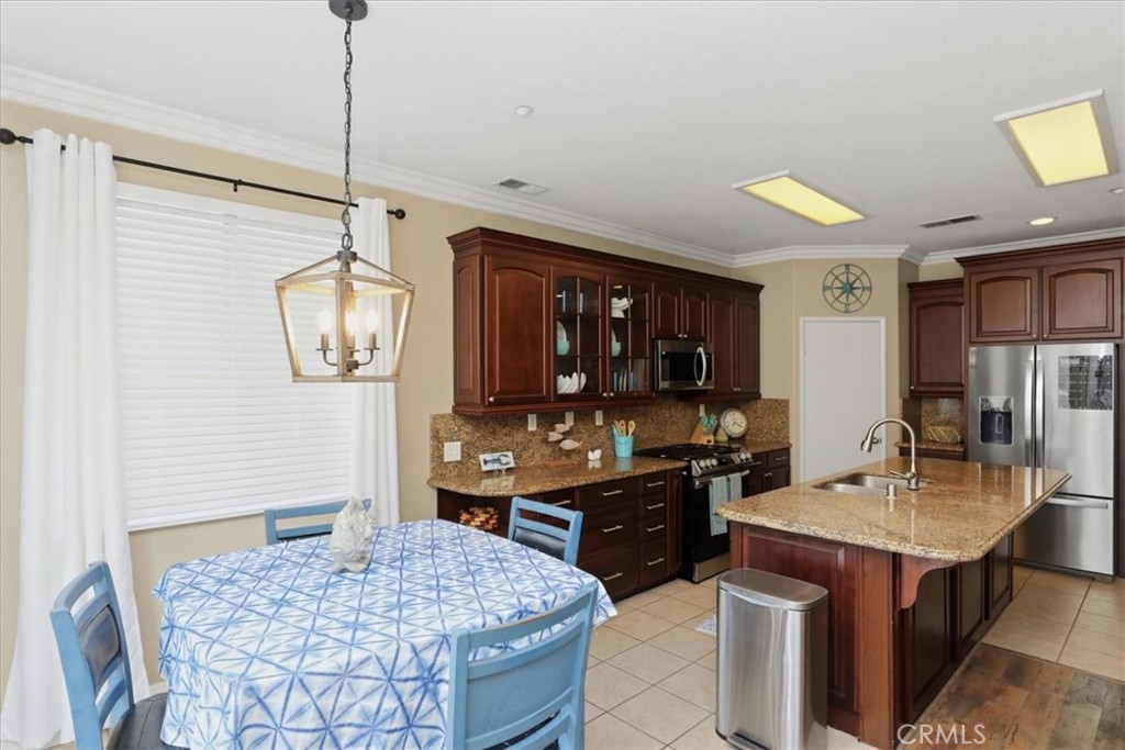 8072 Branding Iron Lane Riverside, CA 92508 - Photo 19 of 51