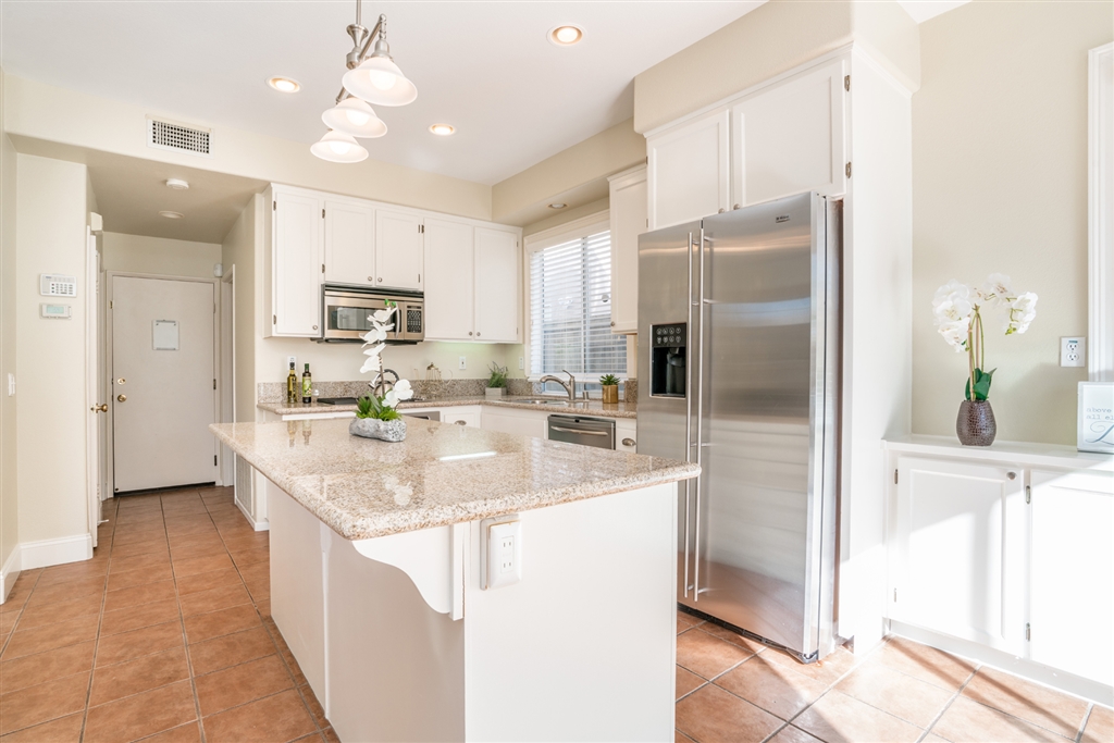 11550 Village Ridge Road San Diego, CA 92131 - Photo 8 of 25