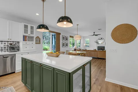 $1,098,000 | 28067 Liana Lane, Valencia, CA 91354