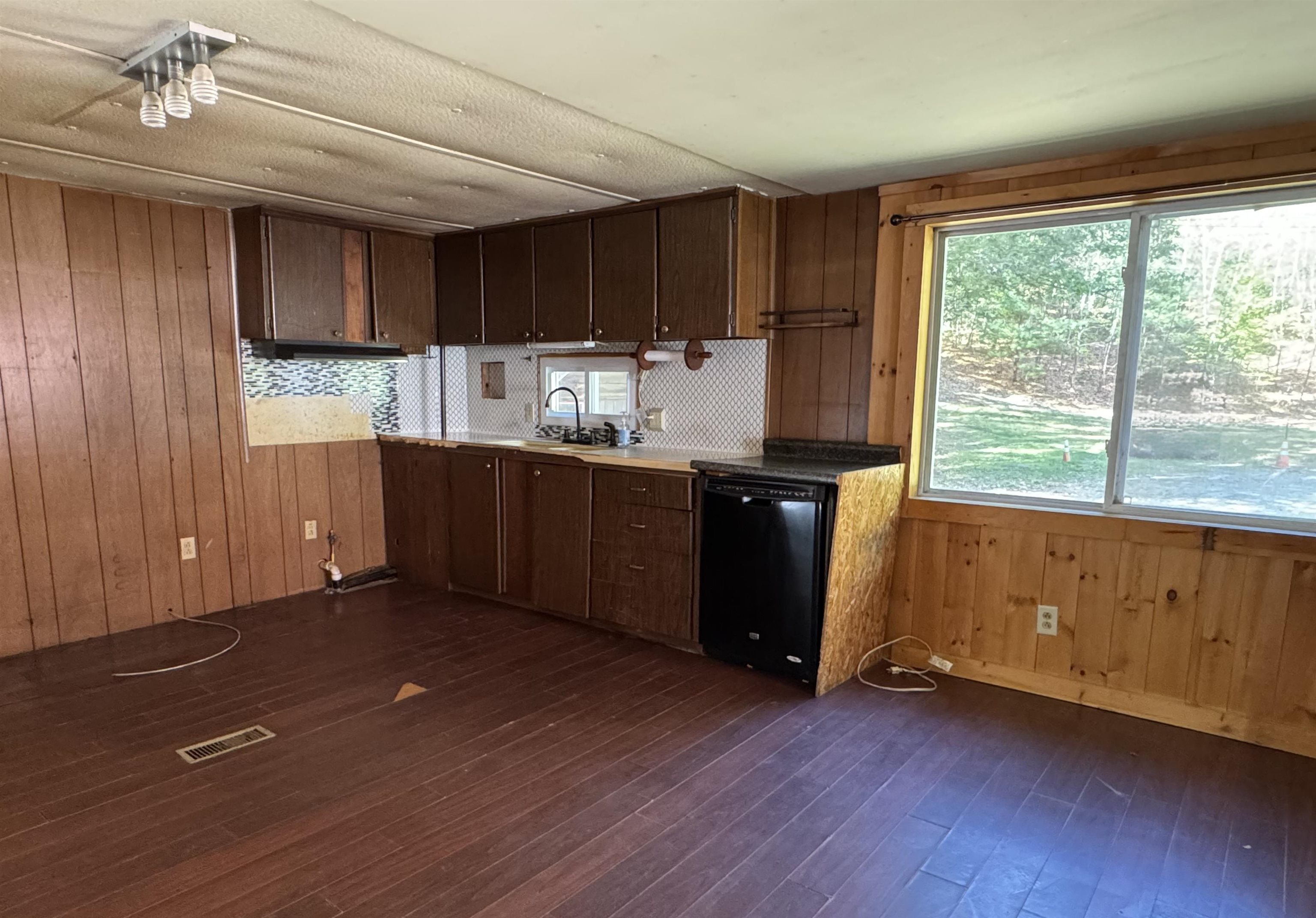 236 Hall Bridge Road Rockingham, VT 05101 - Photo 24 of 39